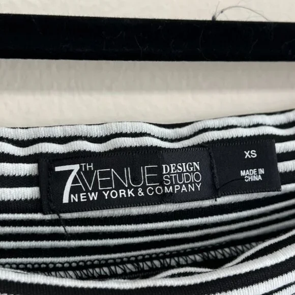 black and white striped top - Picture 3 of 4